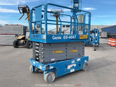 2017 Genie GS-4047 40' Electric Scissor Lift Man Aerial Platform Manlift bidadoo