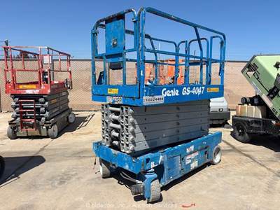 2017 Genie GS-4047 40’ Electric Scissor Lift Man Aerial Platform -Parts/Repair