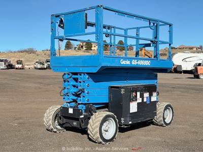 2017 Genie GS-4069 DC 40' Electric Scissor Lift Man Aerial Work Platform bidadoo