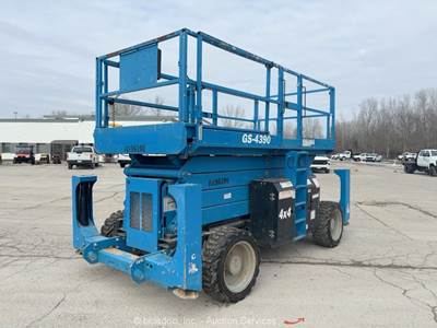 2016 Genie GS4390 43' 4WD Diesel Rough Terrain Scissor Lift Man bidadoo -Repair