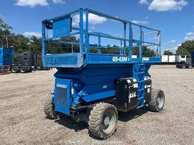 2016 Genie GS-4390 43' 4WD D/F Rough Terrain Scissor Lift Man Aerial bidadoo