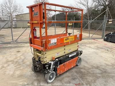 2018 JLG 1932R 19' Electric Scissor Lift Mobile Aerial Work Platform bidadoo