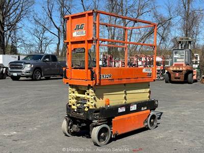 2017 JLG 1932R 19' Electric Scissor Lift Man Aerial Platform bidadoo