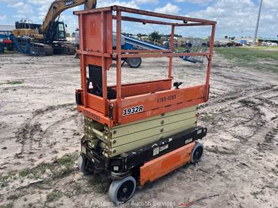2018 JLG 1932R 19' Electric Scissor Lift Man Aerial Platform bidadoo