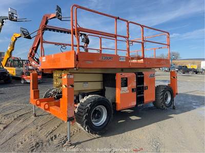 2018 JLG 330LRT 33' 4WD Diesel Rough Terrain Scissor Lift Man Aerial bidadoo