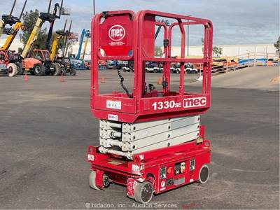 2018 MEC 1330SE 13' Electric Scissor Lift Mobile Aerial Work Platform bidadoo