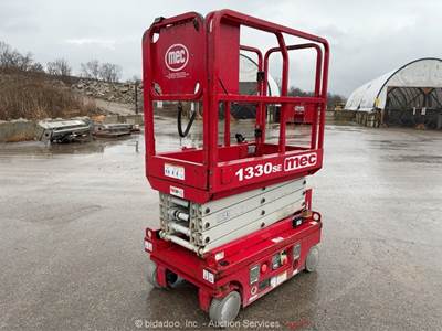 2017 MEC 1330SE 13' Electric Scissor Lift Man Aerial Platform Manlift bidadoo