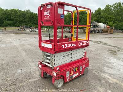 2017 MEC 1330SE 13' Electric Scissor Lift Man Aerial Platform Manlift bidadoo