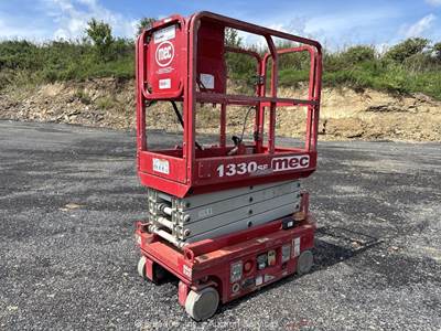 2018 MEC 1330SE 13' Electric Scissor Lift Mobile Aerial Platform 24V DC bidadoo