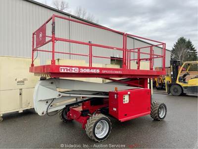 2018 MEC 3084ES 30' Rough Terrain Electric Scissor Lift Aerial Platform bidadoo