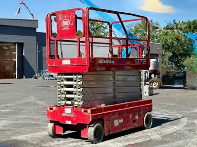 2017 MEC 4046SE 40' Electric Scissor Lift Man Aerial Platform Manlift bidadoo