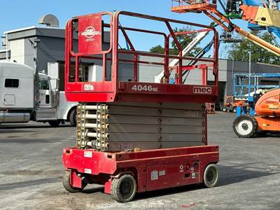 2017 MEC 4046SE 40' Electric Scissor Lift Man Aerial Platform Manlift bidadoo
