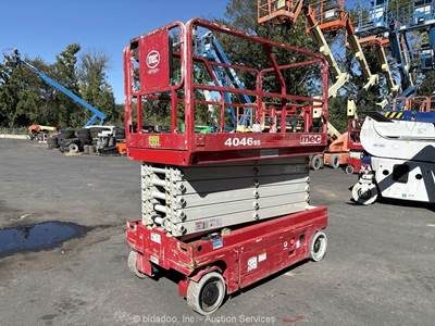 2017 MEC 4046SE 40” Electric Scissor Lift Mobile Aerial Work Platform bidadoo