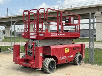 2020 MEC 4069 RT 40' 4WD Diesel Rough Terrain Scissor Lift Man -Parts/Repair
