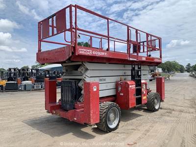 2017 MEC 6092RT 60' 4WD Diesel Rough Terrain Scissor Lift Manlift Aerial bidadoo