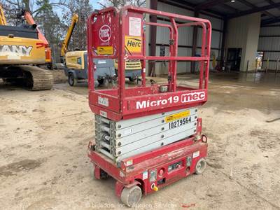 2019 MEC Micro 19 19' Electric Scissor Lift Man Aerial Platform bidadoo -Repair