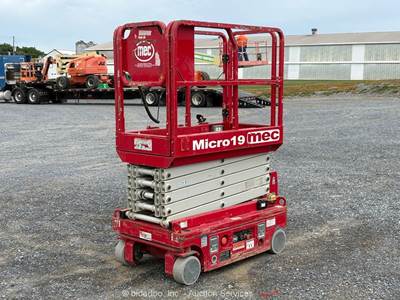 2017 MEC MICRO19 19' Electric Scissor Lift Man Aerial Platform Manlift bidadoo