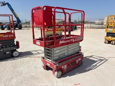 2017 MEC Micro19 19' Electric Scissor Lift Man Aerial Platform bidadoo -Repair