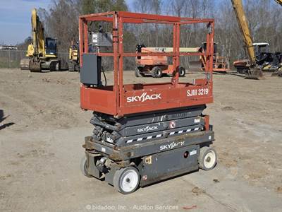 2018 Skyjack 3219 19' Electric Scissor Lift Man Aerial Platform bidadoo