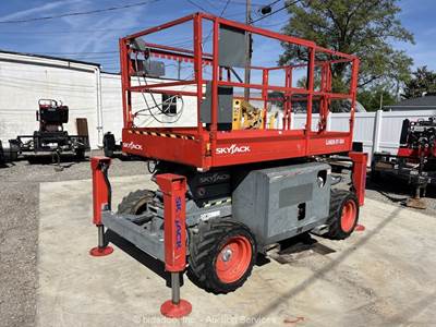 2015 Skyjack SJ 6826RT 26' 4WD Rough Terrain Scissor Man Lift Aerial D/F bidadoo