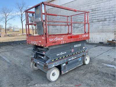 2015 Skyjack SJ4626 26' Electric Scissor Lift Man Aerial Platform 24V bidadoo