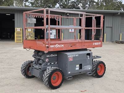 2017 Skyjack SJ6826RT 26' 4WD Rough Terrain Scissor Lift Man Aerial D/F bidadoo