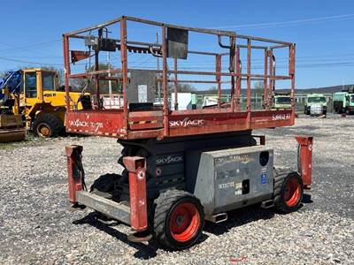 2015 Skyjack SJ6832 RT 32' 4WD Diesel Rough Terrain Scissor Lift Man bidadoo