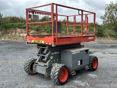 2017 Skyjack SJ6832RT 32' 4WD Rough Terrain Scissor Lift Platform Kubota bidadoo