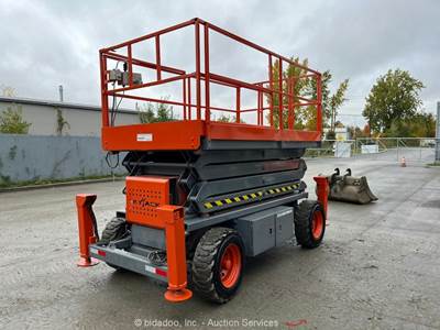 2015 Skyjack SJ7127 27' 4WD Rough Terrain Scissor Lift Man Kubota Diesel bidadoo