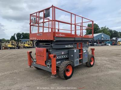 2016 Skyjack SJ8841 RT 41' 4WD Rough Terrain Scissor Lift Man Aerial D/F bidadoo