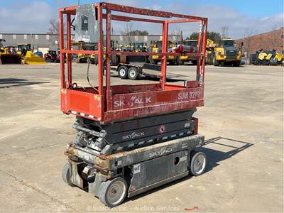 2018 Skyjack SJIII-3219 19' Electric Scissor Lift Mobile Platform -Parts/Repair