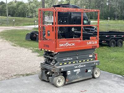 2017 Skyjack SJIII 3219 19' Electric Scissor Lift Man Aerial Platform bidadoo