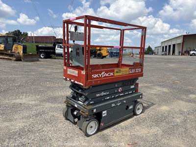 2018 Skyjack SJIII-3219 19' Electric Scissor Lift Aerial Platform -Parts/Repair