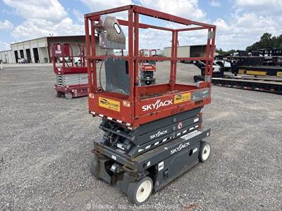2018 Skyjack SJIII-3219 19' Electric Scissor Lift Aerial Platform -Parts/Repair
