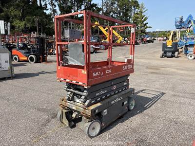 2018 Skyjack SJIII-3219 19' Electric Scissor Lift Aerial Platform -Parts/Repair
