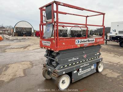 2016 Skyjack SJIII 3226 26' Electric Scissor Lift Man Aerial Platform bidadoo