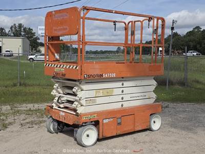 2017 Snorkel S4732E 32' Electric Scissor Lift Aerial Platform Manlift bidadoo