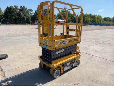 2021 XCMG XG1330DC 13' Electric Scissor Lift Man Aerial Work Platform bidadoo
