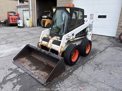 2000 Bobcat 763 Skid Steer Wheel Loader Cab Aux Hyd Bucket Kubota Diesel bidadoo