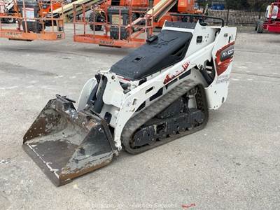 2022 Bobcat MT100 Stand On Skid Steer Track Loader Crawler Bucket Aux bidadoo