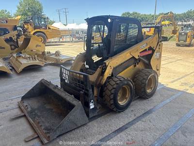 2021 Caterpillar 242D3 Skid Steer Wheel Loader Cab Bucket Aux Hyd Forks bidadoo