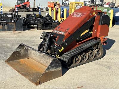 2021 Ditch Witch SK800 Mini Skid Steer Track Loader Crawler Kubota Aux bidadoo