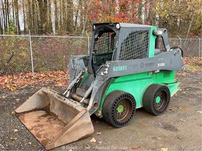 2014 John Deere 318E Skid Steer Wheel Loader Bucket John Deere Aux Hyd bidadoo