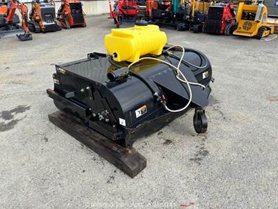 John Deere BP72C Heavy Duty Skid Steer Sweeper Brush Broom Attachment bidadoo