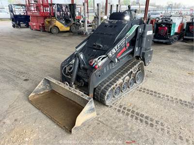 2024 KRT Equipment ST900HD Stand On Skid Steer Track Loader Crawler Aux bidadoo