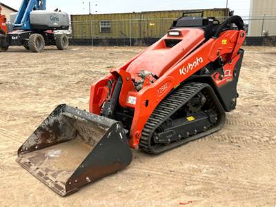 2022 Kubota SCL1000 Stand-On Compact Skid Steer Track Loader Aux Diesel bidadoo
