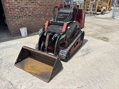 2018 Toro TX1000 Compact Stand-on Skid Steer Track Loader Bucket Aux bidadoo