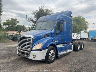 2012 Freightliner Cascadia T/A  Sleeper Semi Truck Tractor Detroit bidadoo