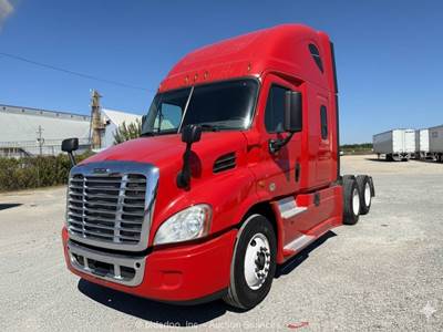 2018 Freightliner Cascadia T/A Sleeper Truck Tractor Semi Detroit A/T bidadoo