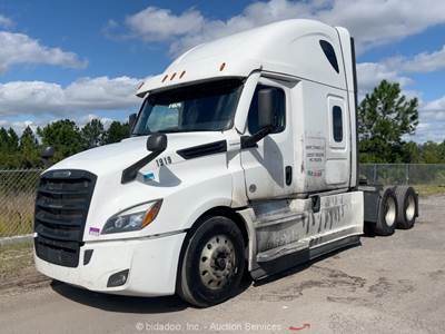 2023 Freightliner Cascadia T/A High Roof Sleeper Truck Tractor DD15 A/T bidadoo